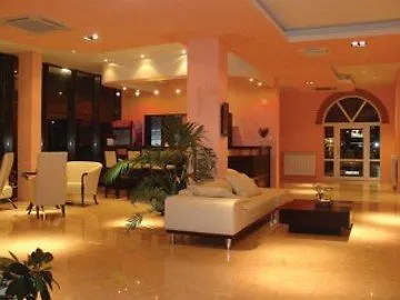 Menabria Hotel 3*