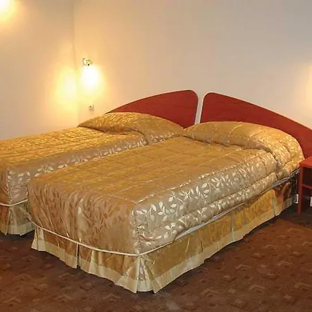 Menabria Hotel 3*